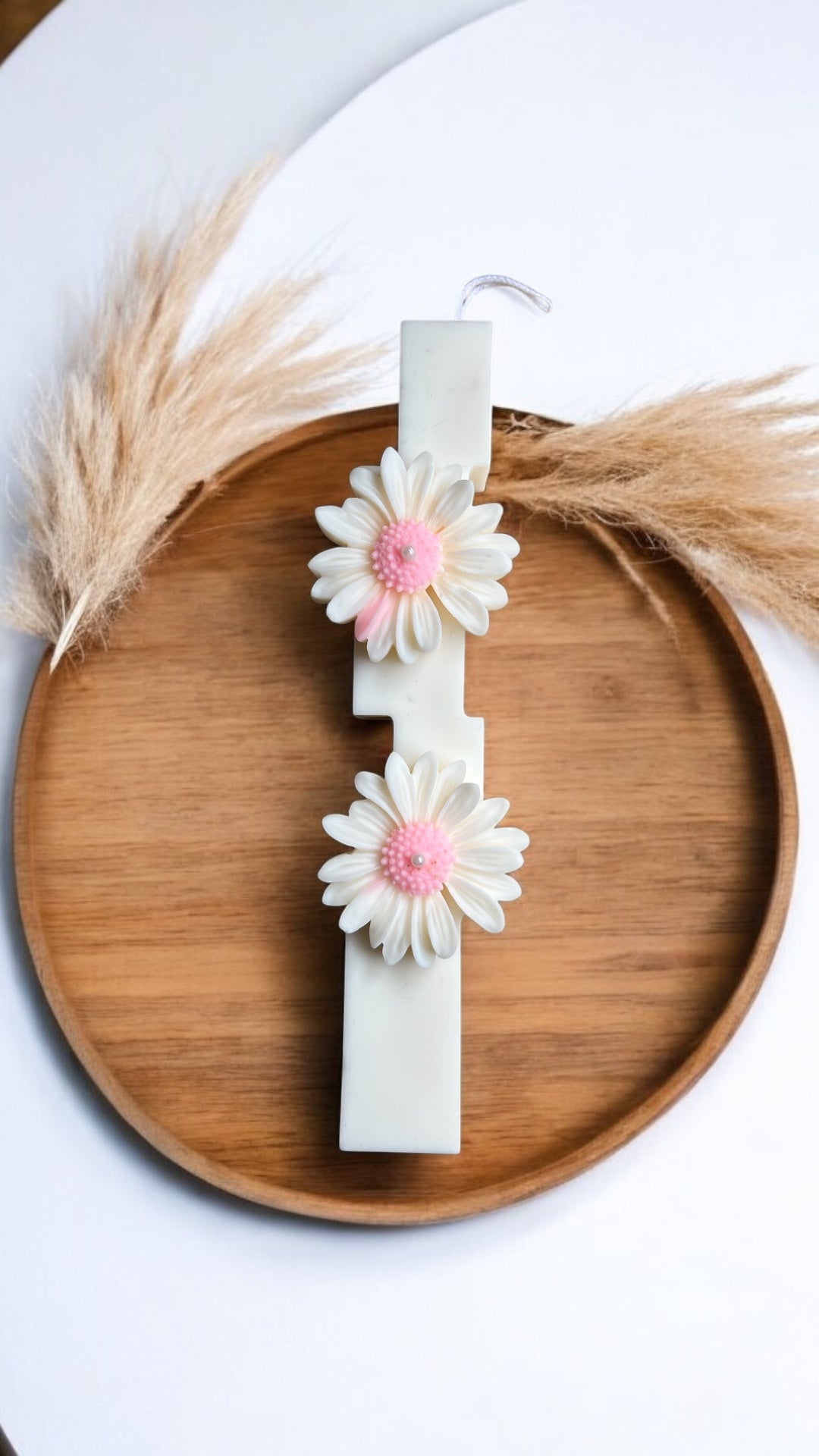 Easter candle Olia
