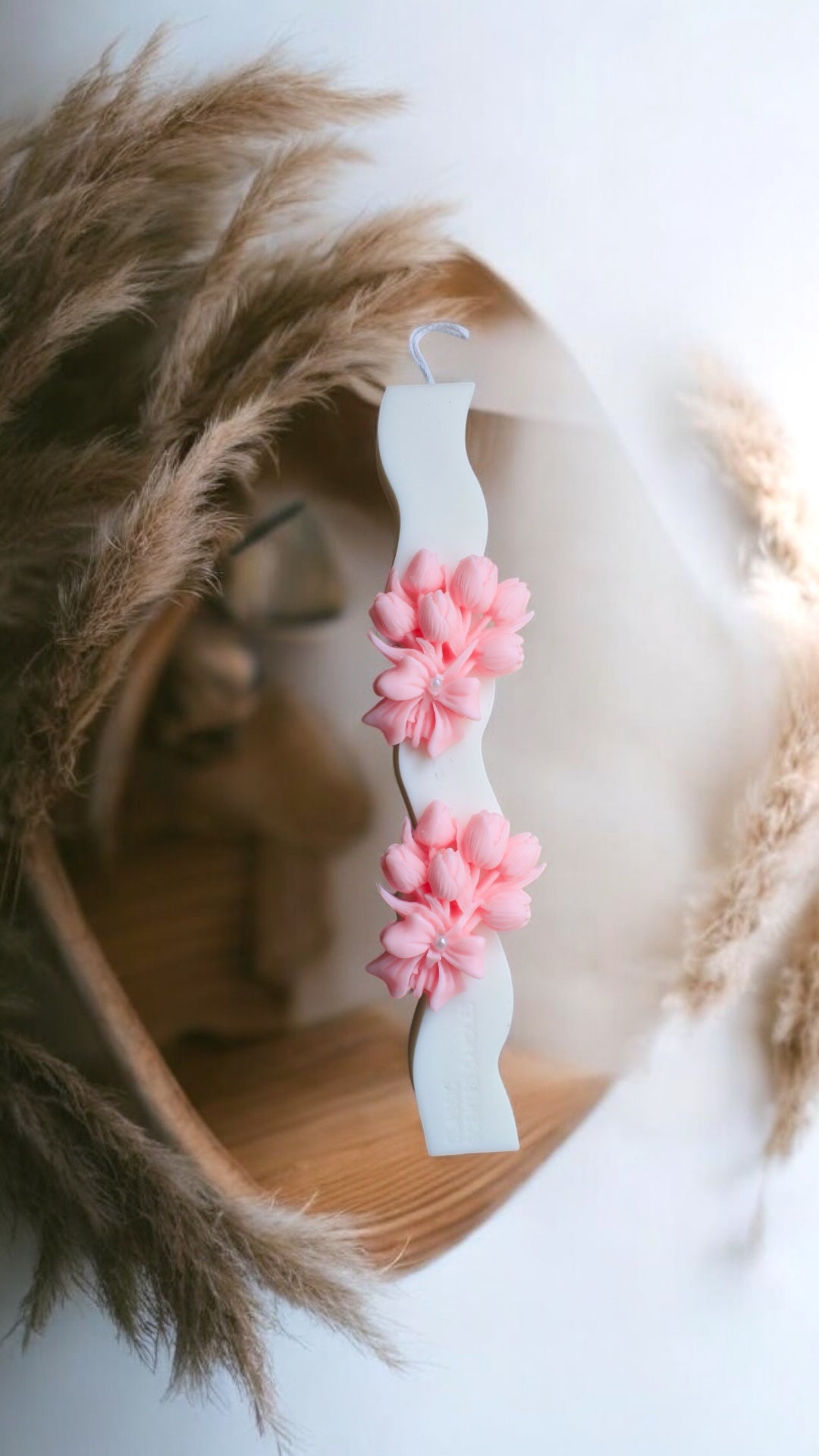 Easter candle Elle
