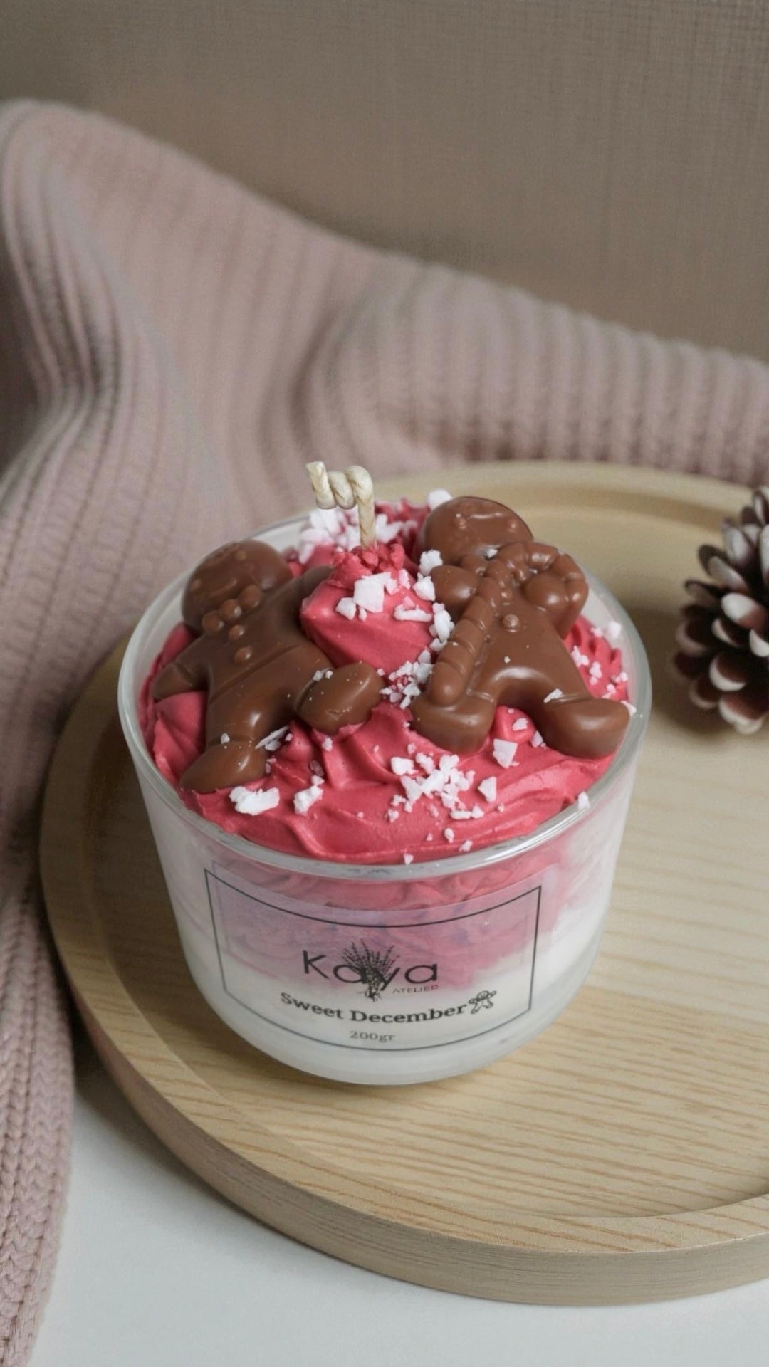 Sweet December candle
