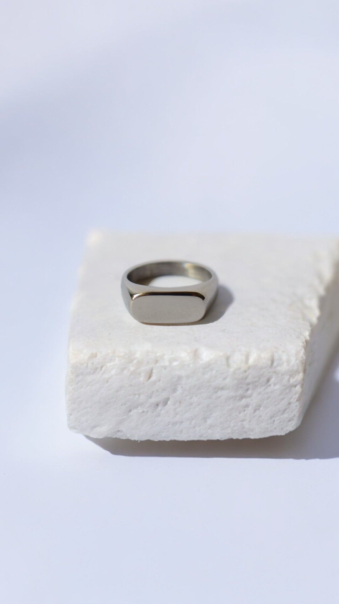Anelia Silver Ring