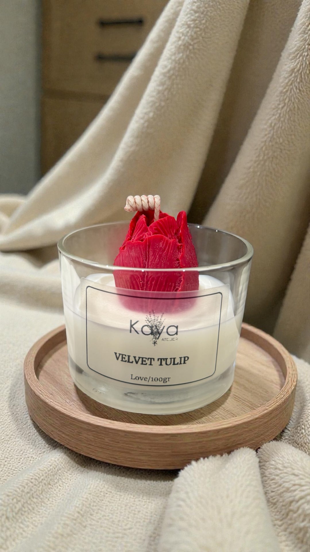 Velvet Tulip candle
