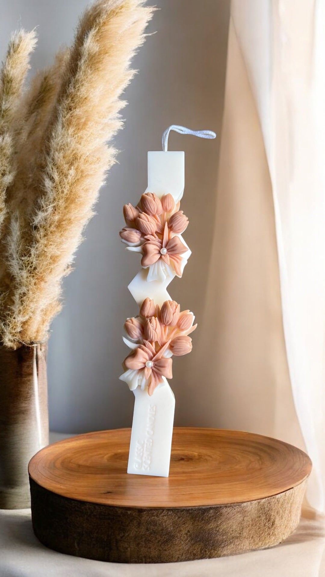 Easter candle Natella