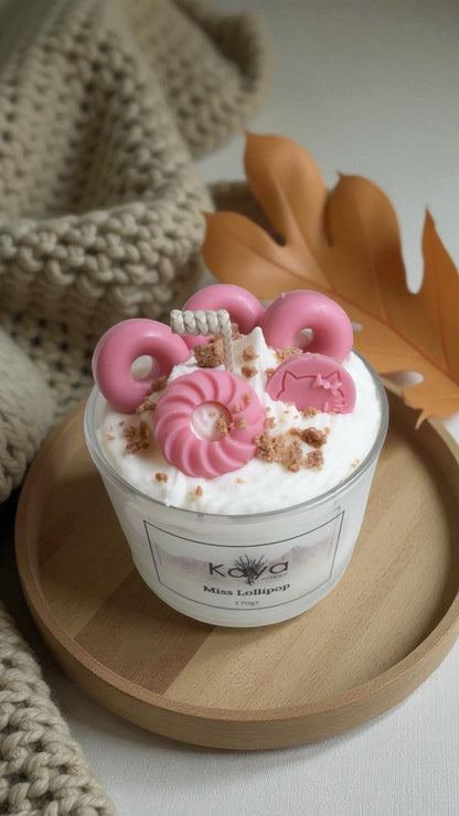 Sugar kiss candle