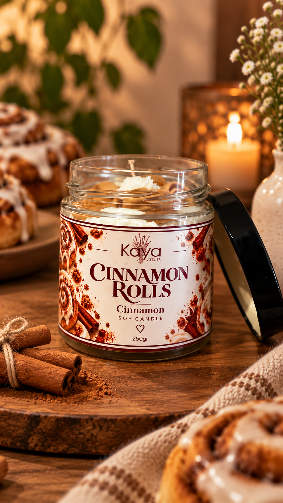 Cinnamon Rolls candle