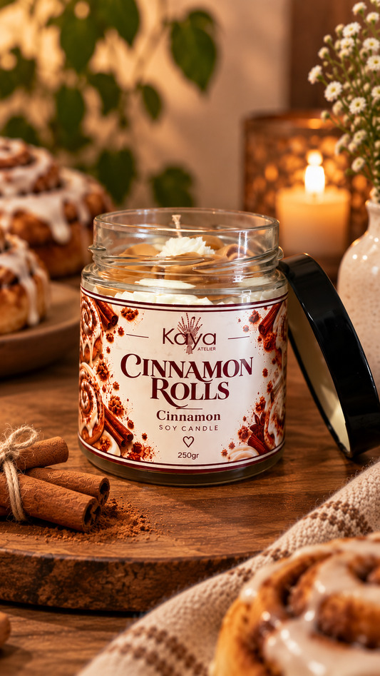 Cinnamon Rolls candle