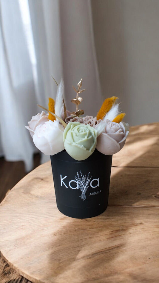 Izy candle