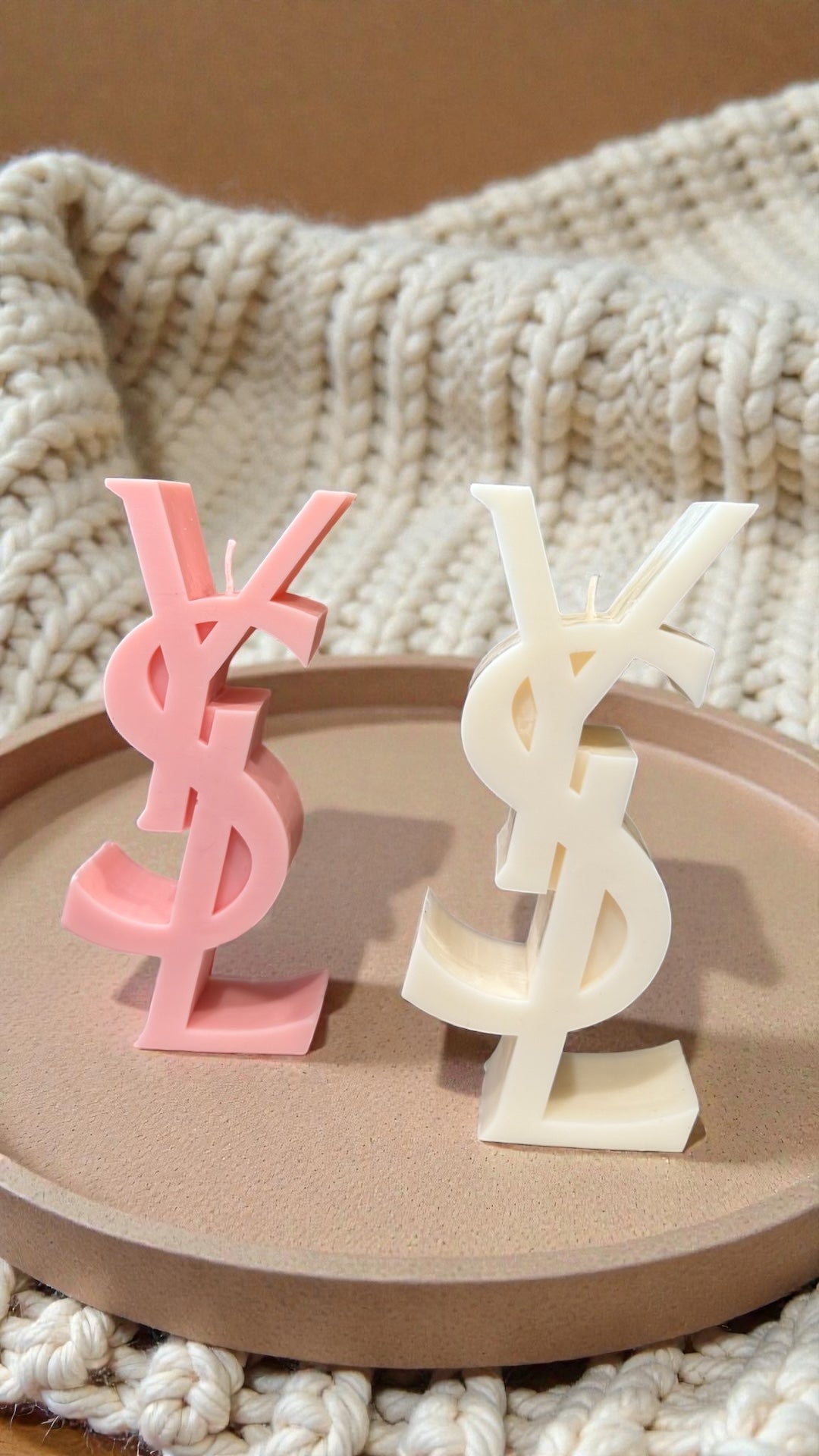 Logo candle