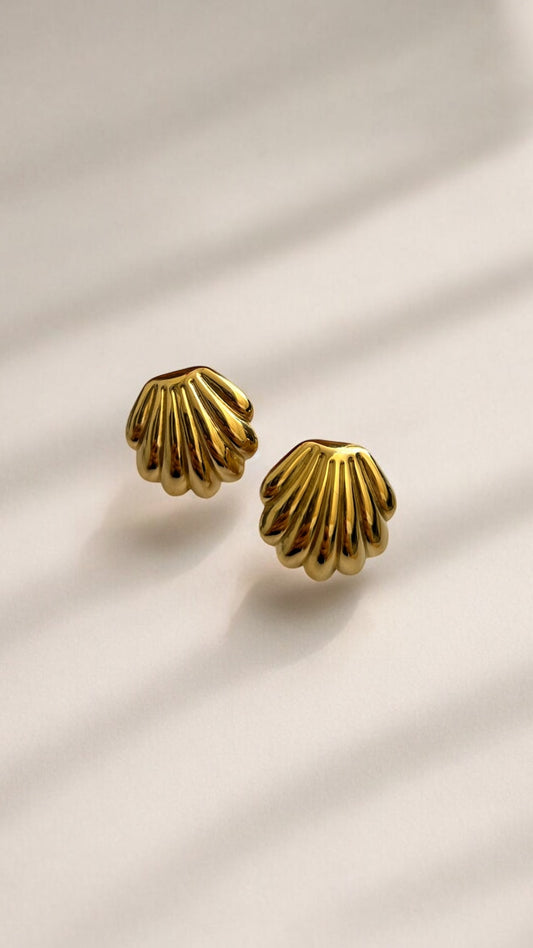 Naida Gold Earrings