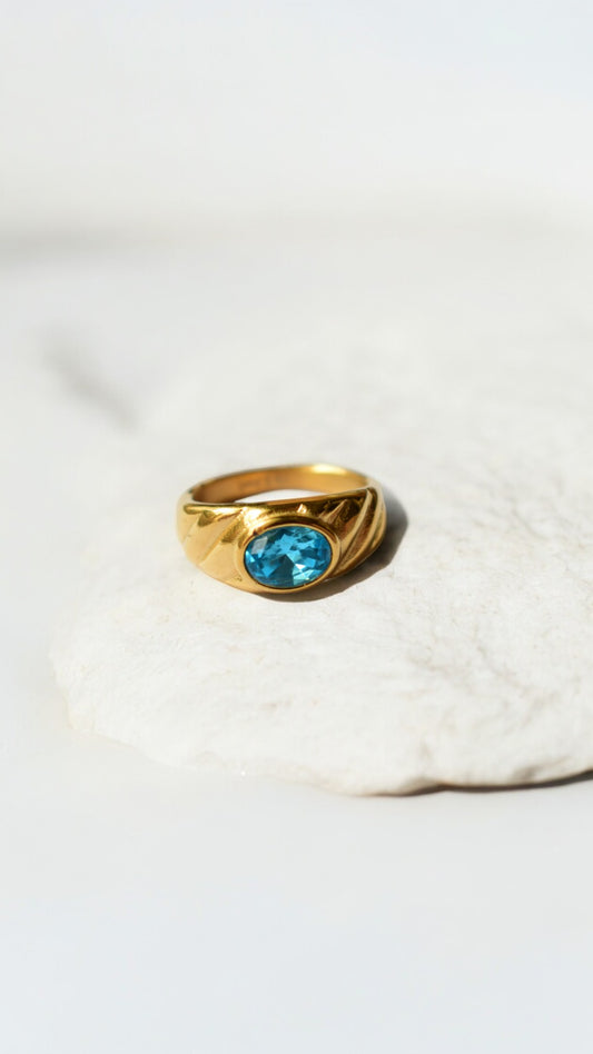 Oceanis Gold Ring